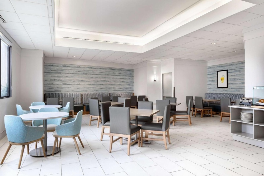 Embassy Suites By Hilton Hotel Tampa-Airport/Westshore